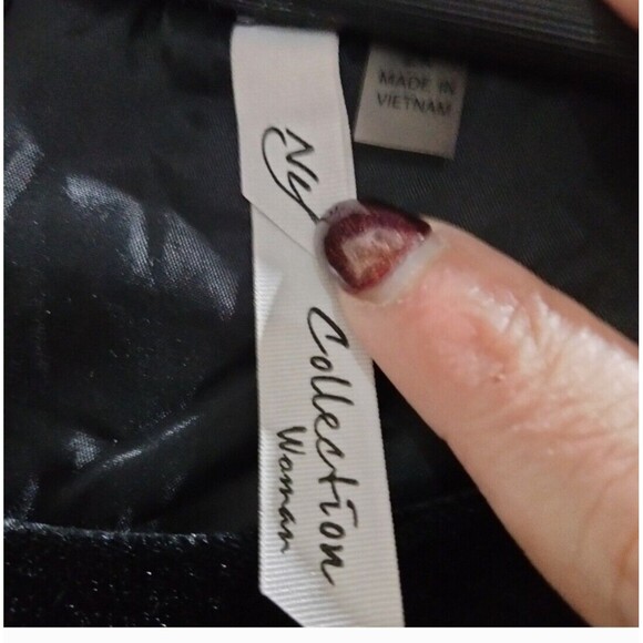 NY Collection Plus Size Black Velour Sleeveless With Gold Sequins 2X - Picture 3 of 4